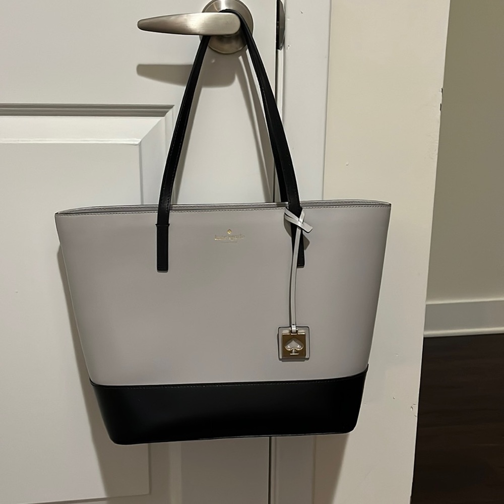 Kate Spade Tote large laptop shoulder bag purse leather handbag with Bag Charm